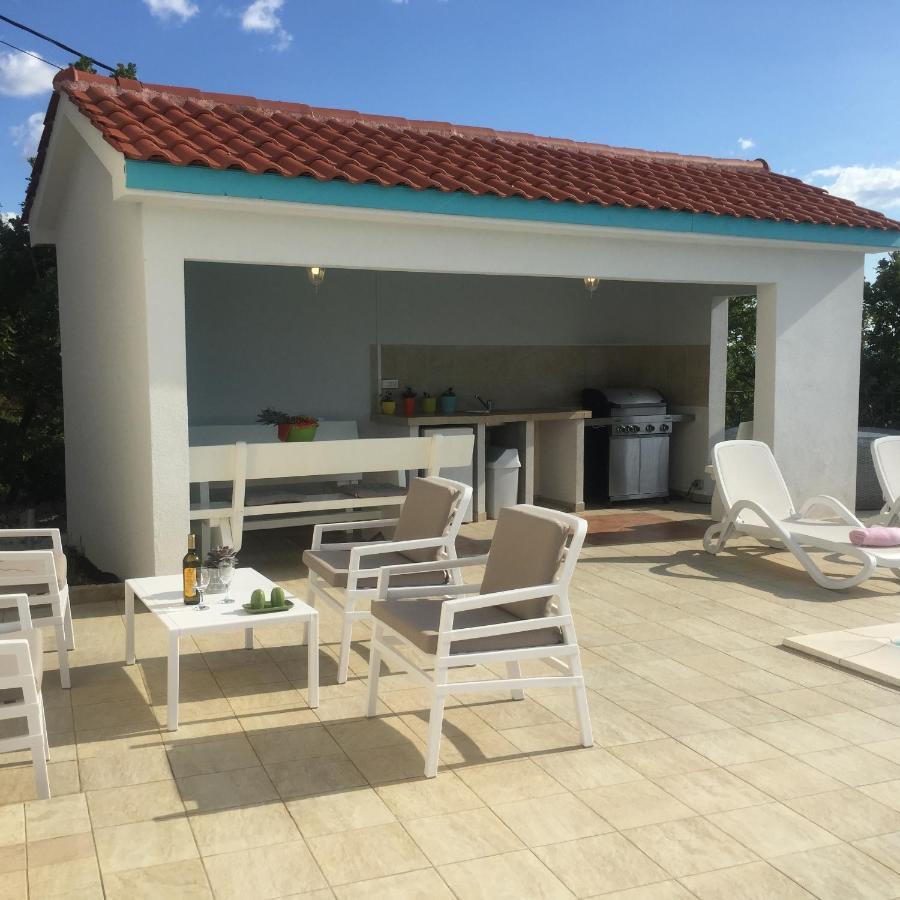 Holiday Home Aqua Šmrika Dış mekan fotoğraf